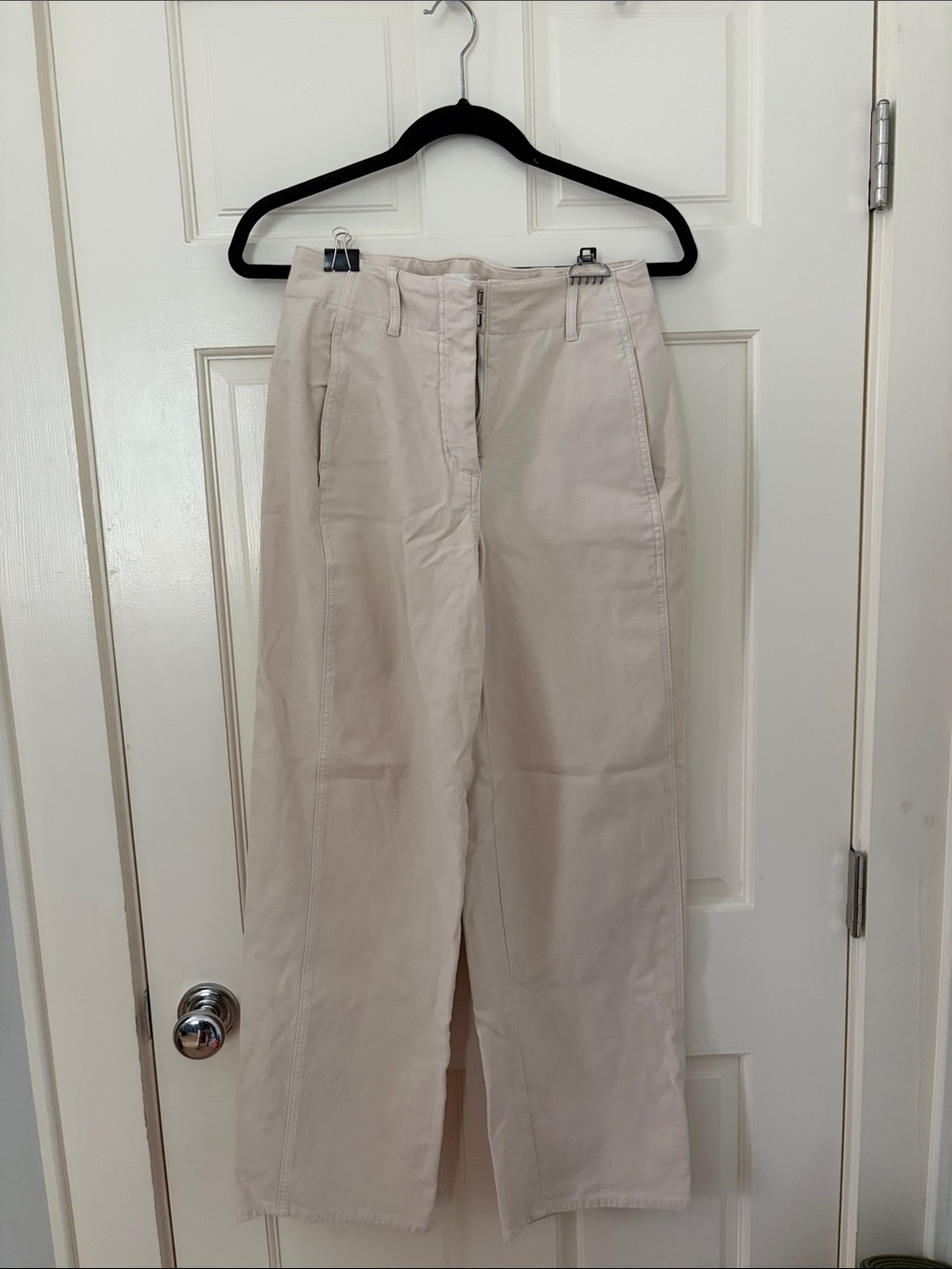 Wilfred Wide-Leg High-Rise Pants in Light Cream